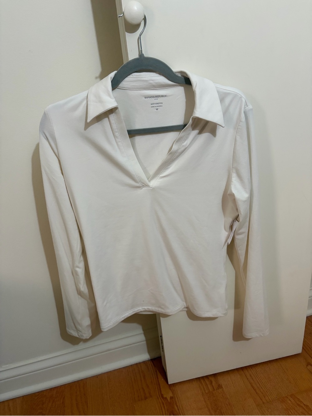 Banana Republic White Polo V-Neck Top